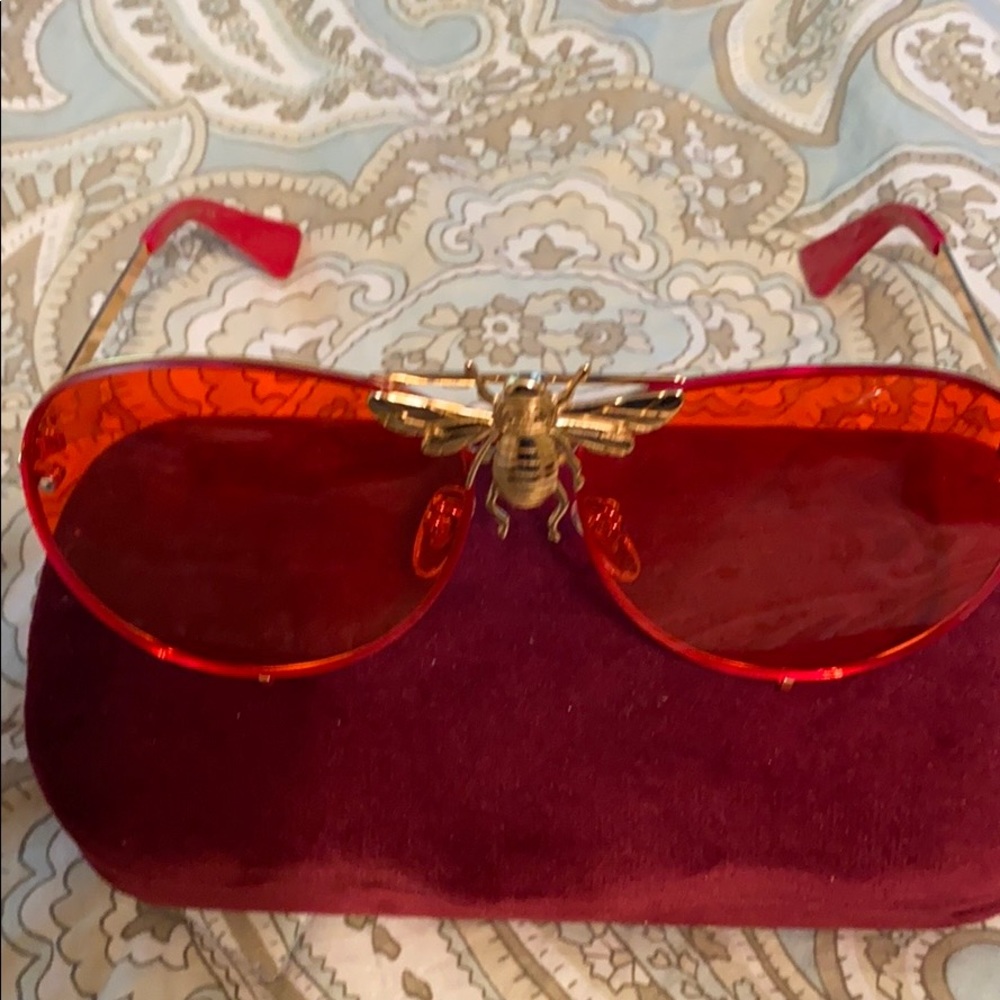 COPY - Bee Sunglasses